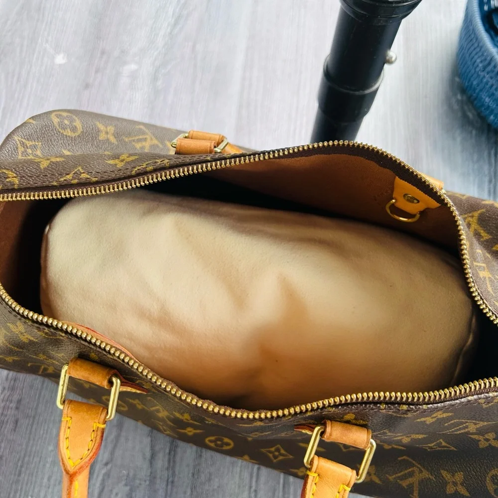 Louis Vuitton Monogram Speedy Bag in Brown 30 size TH0034/ France 2004